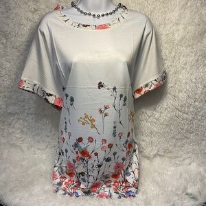 Floral Print Delicate Tee